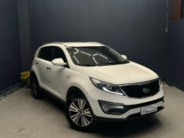 KIA MOTORS - SPORTAGE - 2013/2014 - Branca - R$ 75.000,00