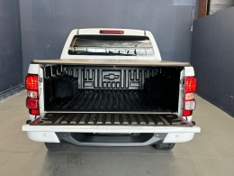 CHEVROLET - S10 - 2018/2019 - Branca - R$ 148.000,00