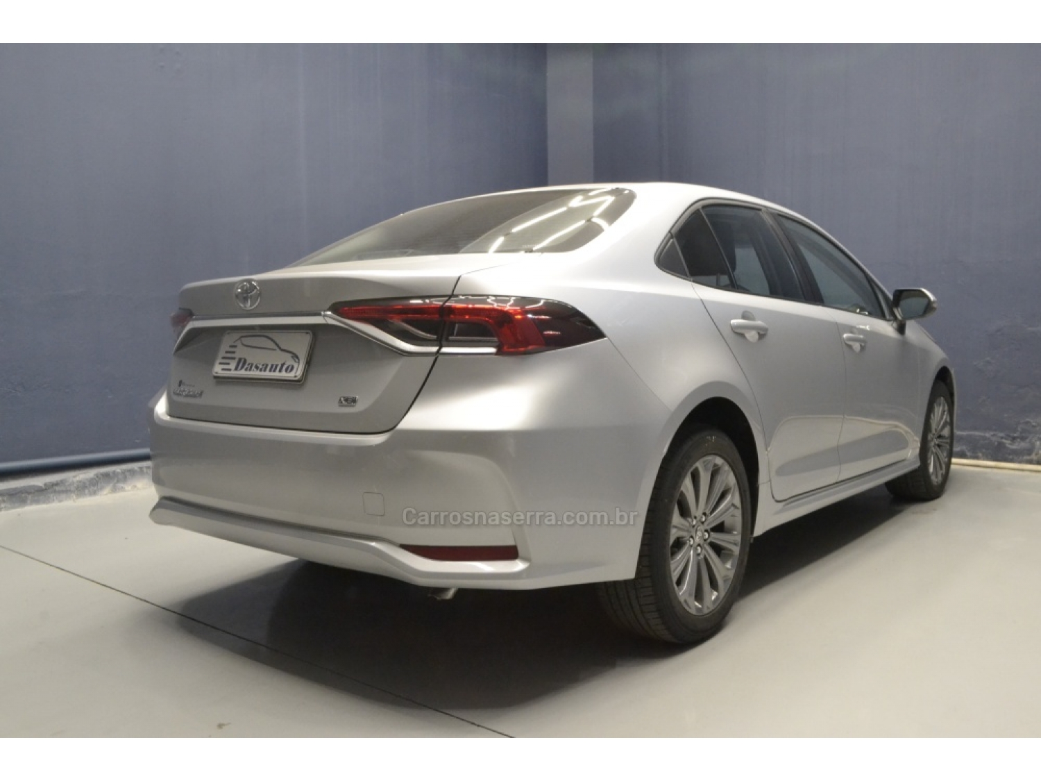 TOYOTA - COROLLA - 2019/2020 - Prata - R$ 118.000,00