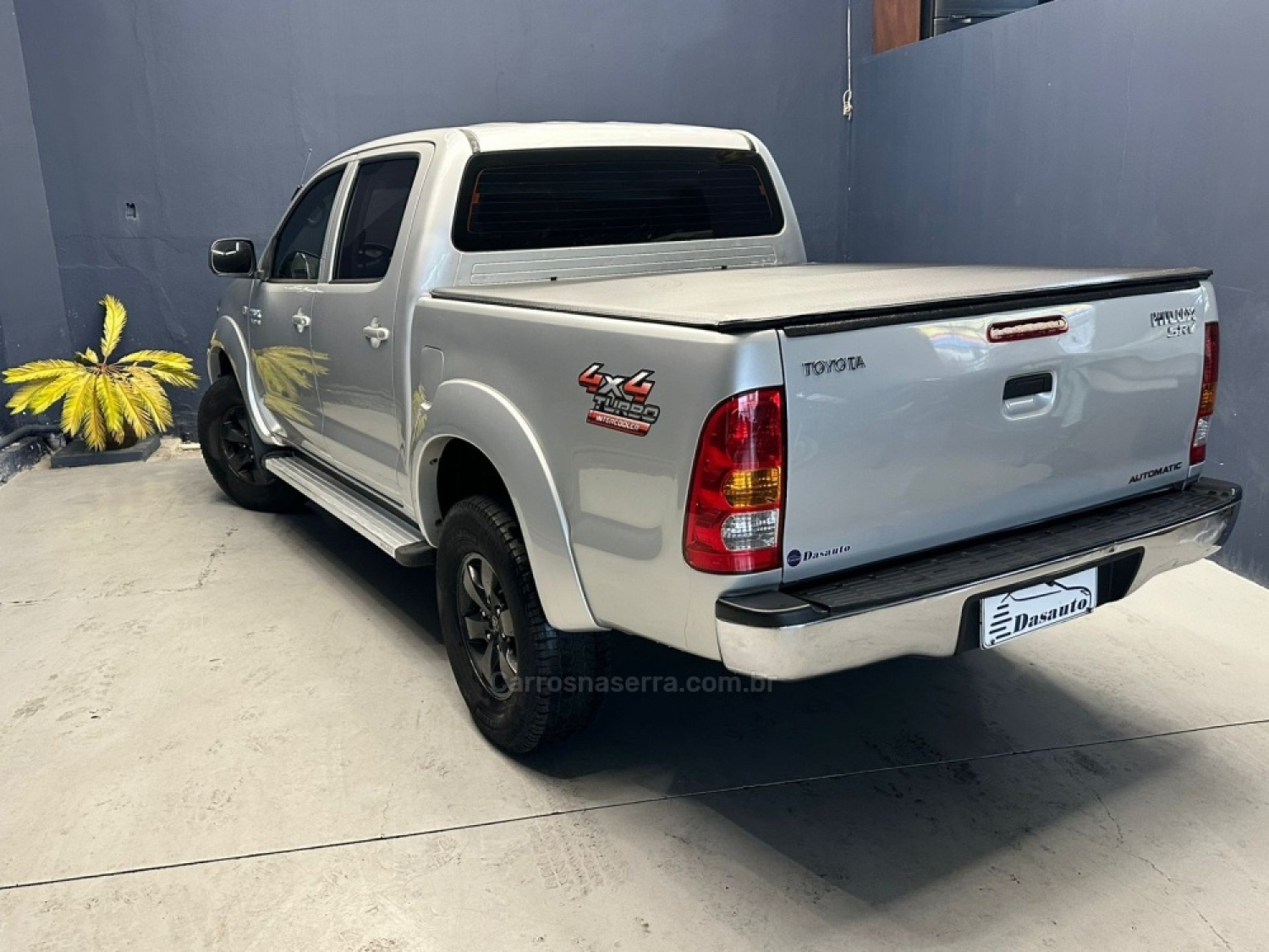 TOYOTA - HILUX - 2006/2006 - Prata - R$ 98.000,00