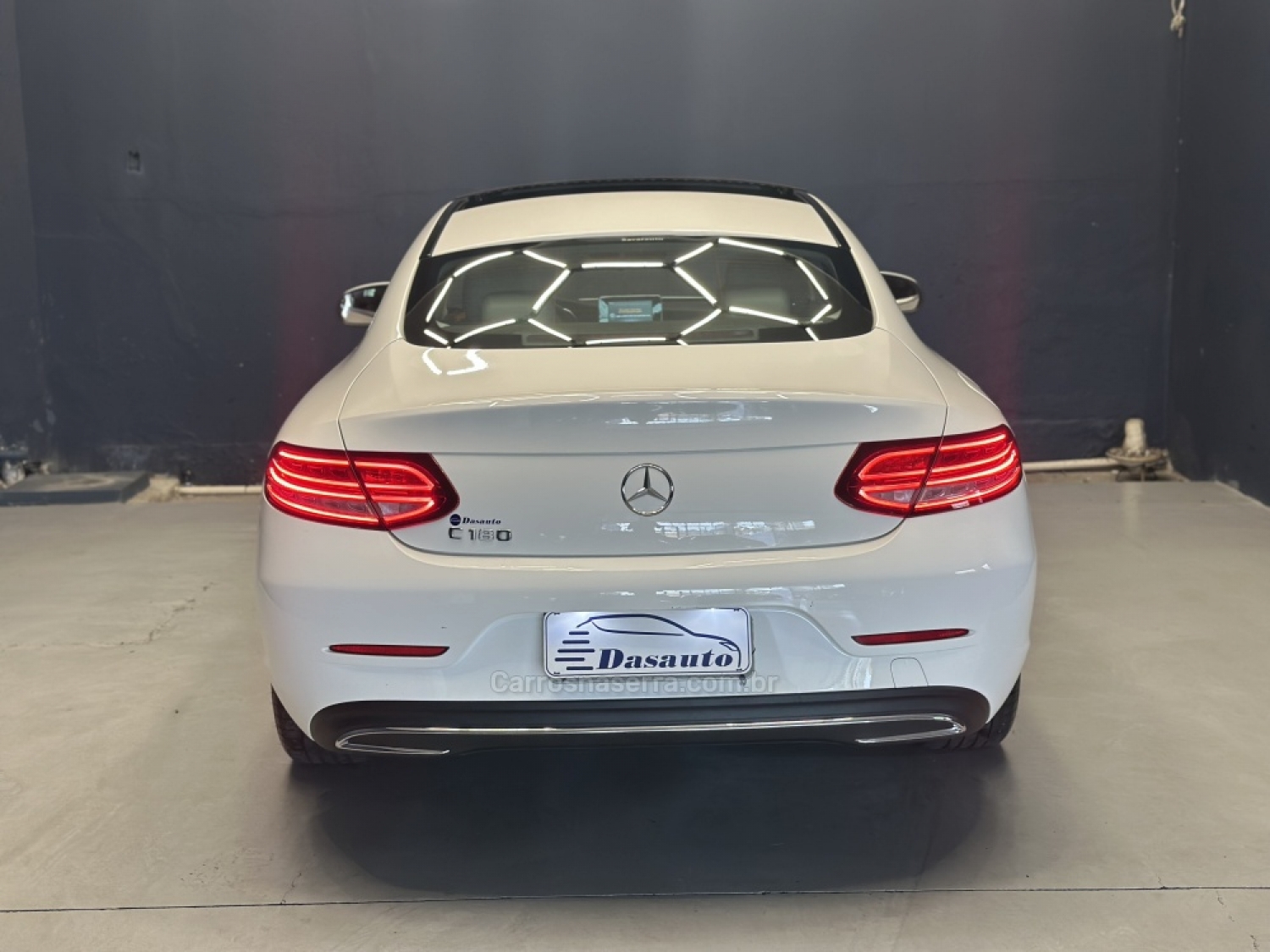 MERCEDES-BENZ - C 180 - 2017/2018 - Branca - R$ 158.000,00