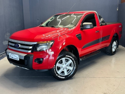 FORD - RANGER - 2015/2015 - Vermelha - R$ 88.000,00