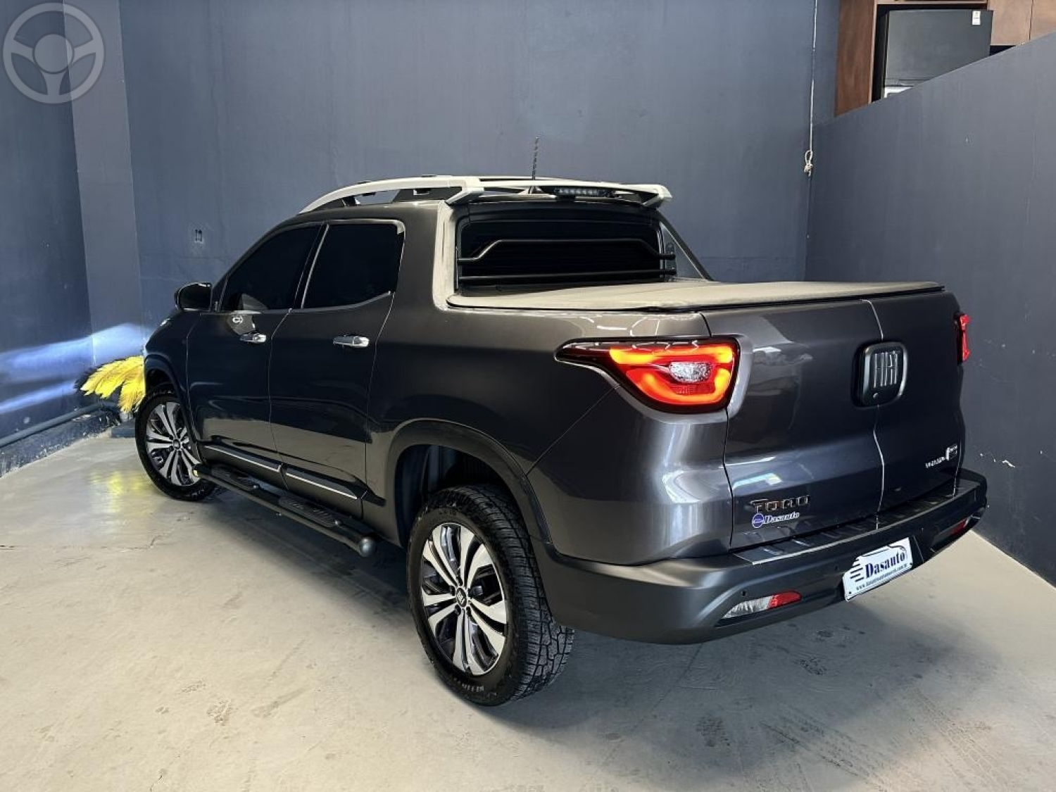 FIAT - TORO 1.3 VOLCANO T270 4X2 16V FLEX 4P AUTOMÁTICO - 2021/2022 - CINZA - R$ 123.000,00