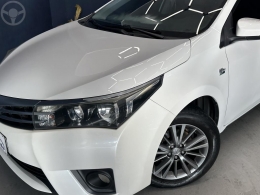 TOYOTA - COROLLA 2.0 XEI 16V FLEX 4P AUTOMÁTICO - 2015/2016 - BRANCA - R$ 88.000,00