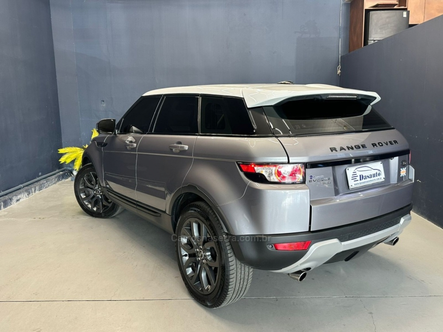 LAND ROVER - RANGE ROVER EVOQUE - 2011/2012 - Cinza - R$ 113.000,00