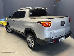 FIAT - TORO - 2018/2019 - Prata - R$ 114.000,00