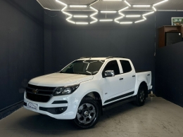 CHEVROLET - S10 - 2017/2018 - Branca - R$ 128.000,00