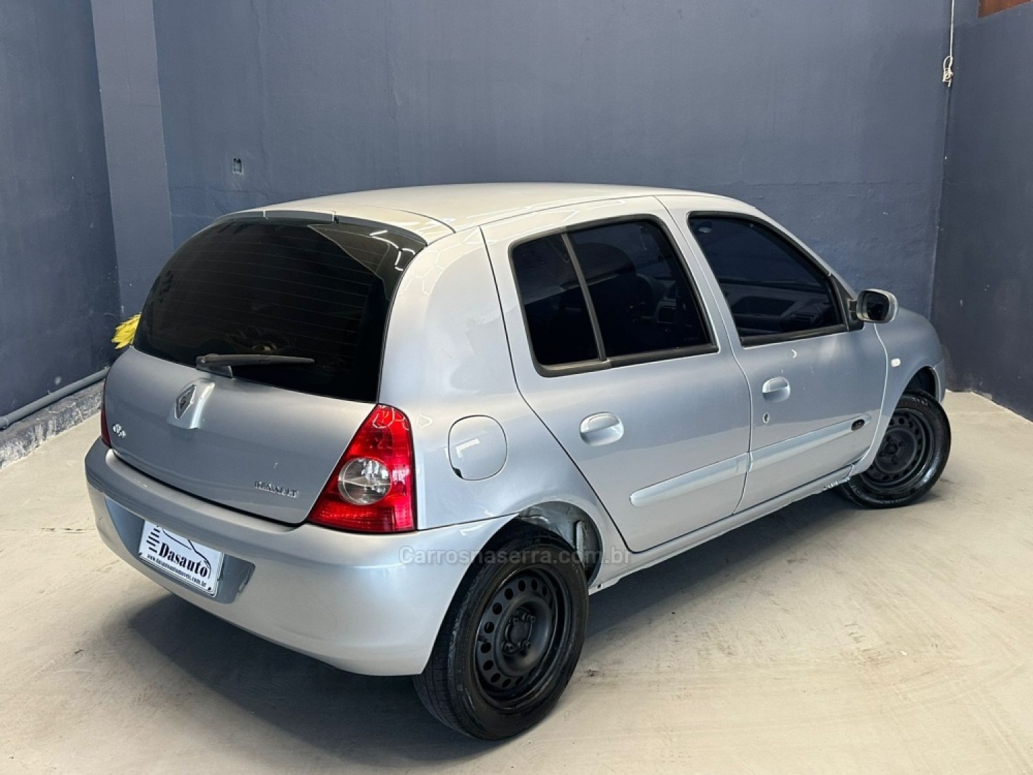 RENAULT - CLIO - 2006/2007 - Prata - R$ 17.000,00