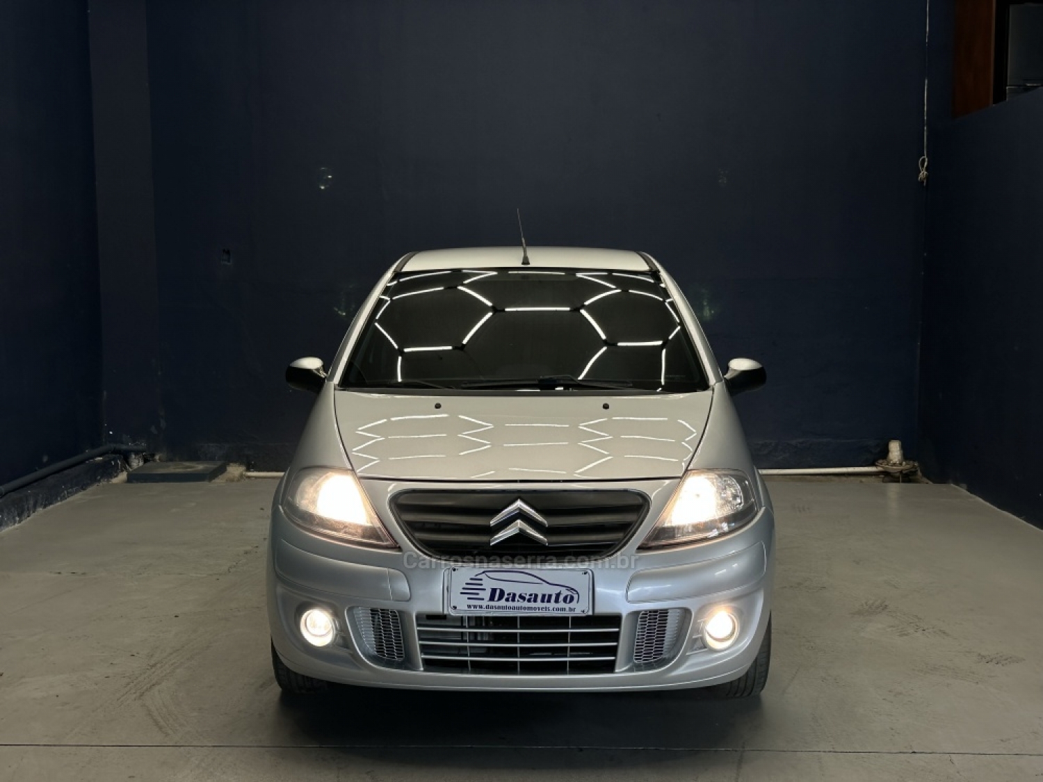 CITROËN - C3 - 2011/2012 - Prata - R$ 28.800,00