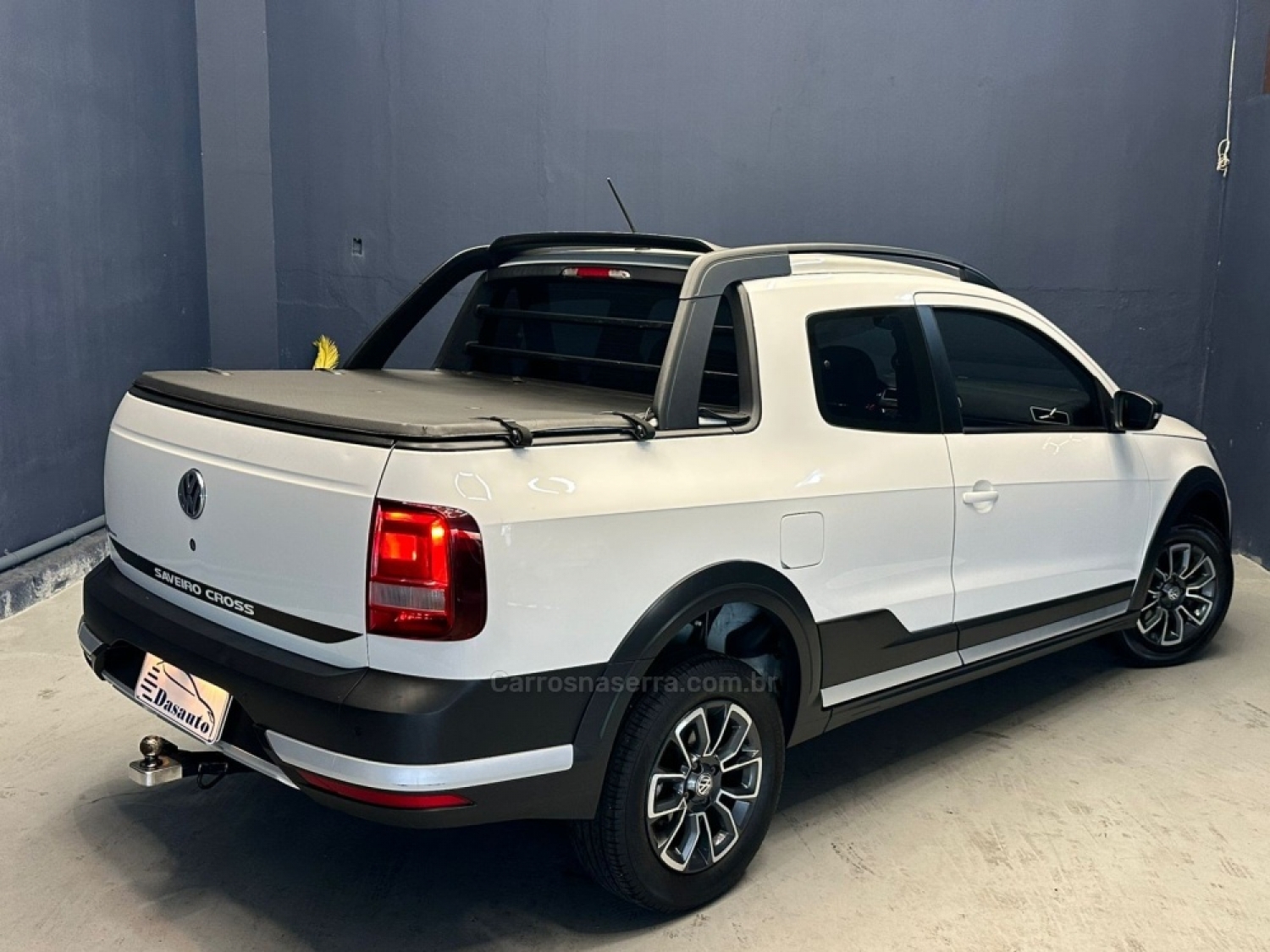 VOLKSWAGEN - SAVEIRO - 2019/2020 - Branca - R$ 89.000,00