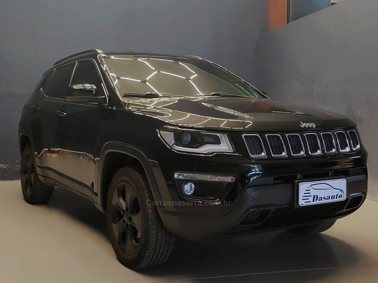 JEEP - COMPASS - 2017/2018 - Preta - R$ 113.000,00