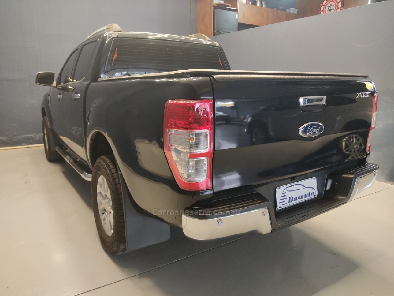 FORD - RANGER - 2012/2013 - Preta - R$ 86.000,00