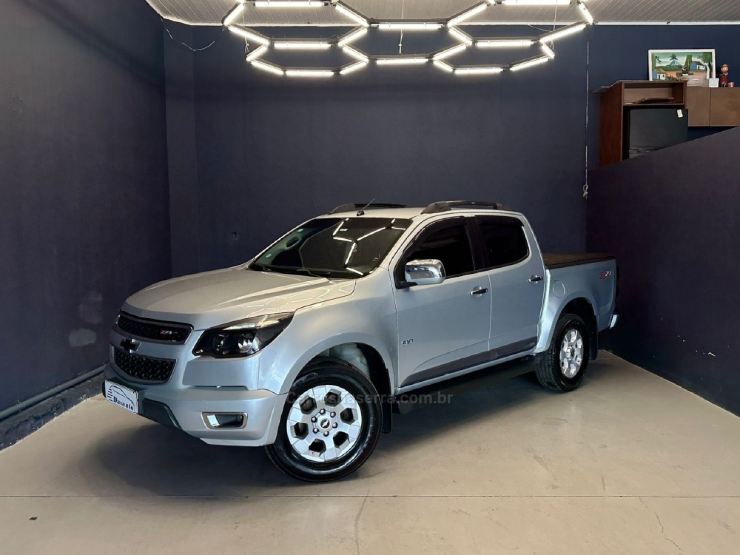 CHEVROLET - S10 - 2012/2013 - Prata - R$ 80.000,00