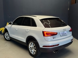 AUDI - Q3 - 2015/2016 - Branca - R$ 98.000,00