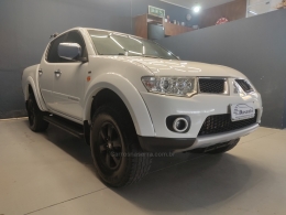 MITSUBISHI - L200 TRITON - 2012/2013 - Branca - R$ 118.000,00