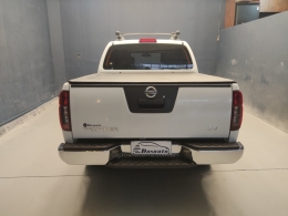 NISSAN - FRONTIER - 2013/2014 - Branca - R$ 113.000,00