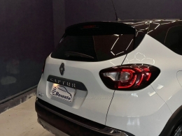 RENAULT - CAPTUR - 2018/2018 - Branca - R$ 78.000,00