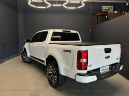 CHEVROLET - S10 - 2018/2019 - Branca - R$ 148.000,00