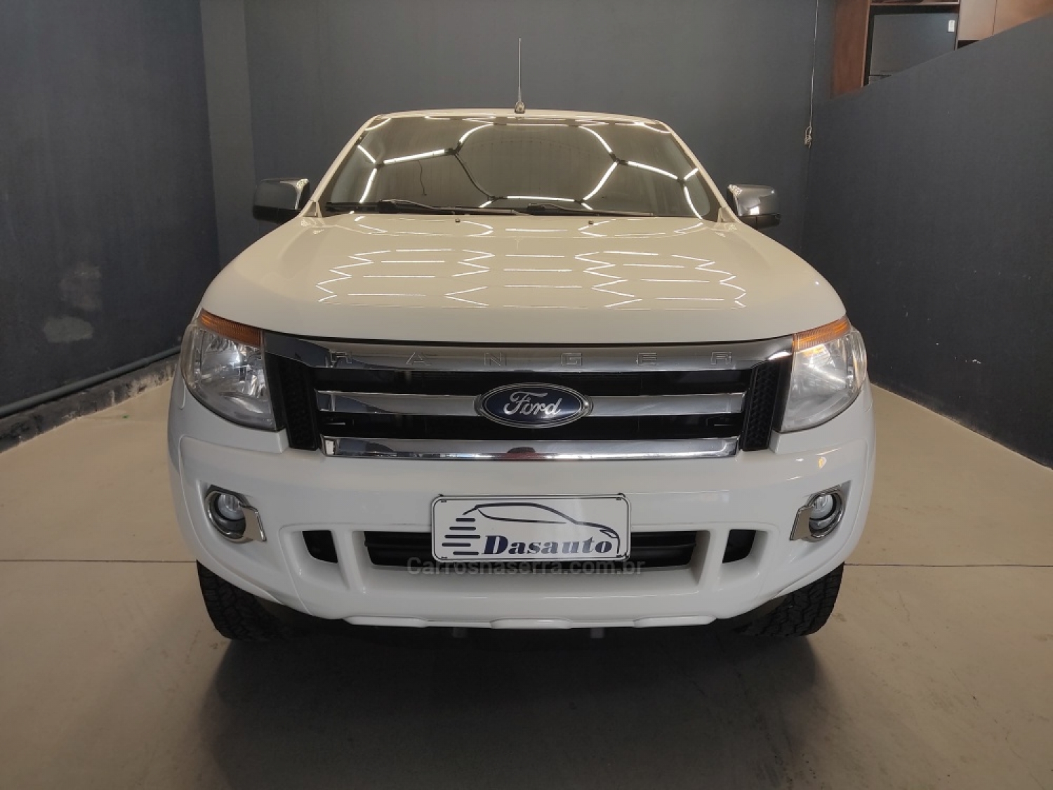 FORD - RANGER - 2014/2014 - Branca - R$ 88.000,00