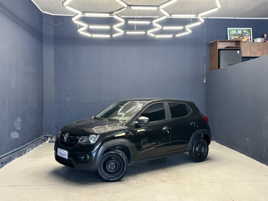 RENAULT - KWID - 2017/2018 - Preta - R$ 33.800,00