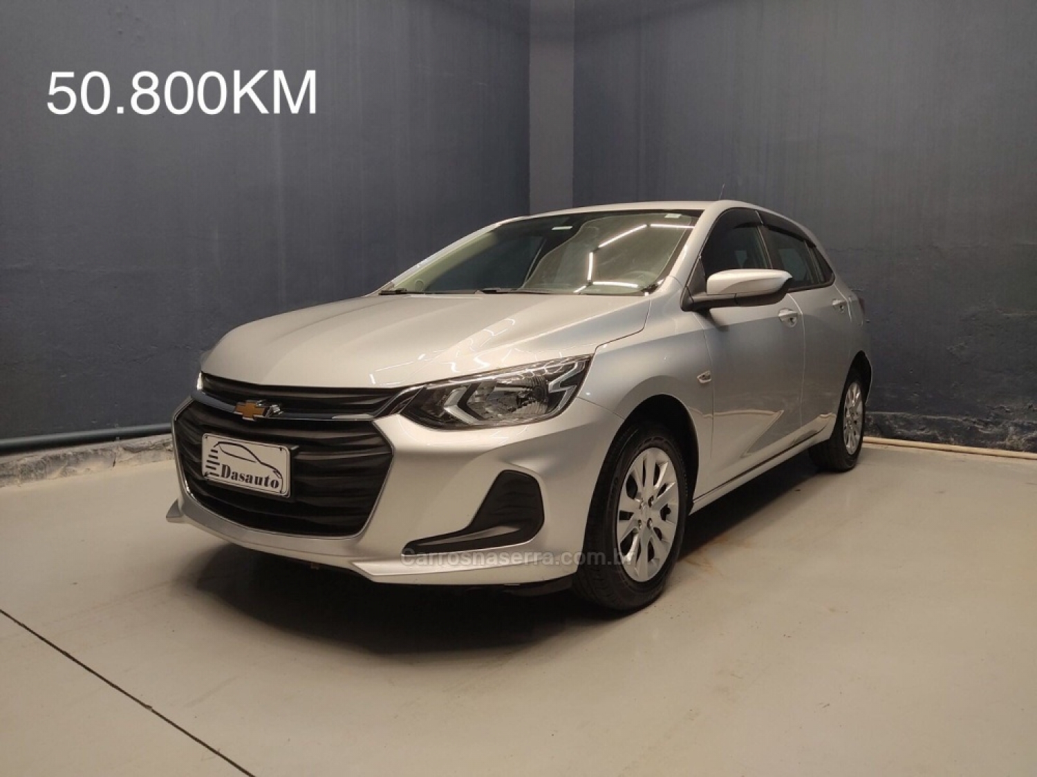 CHEVROLET - ONIX - 2021/2022 - Prata - R$ 74.800,00