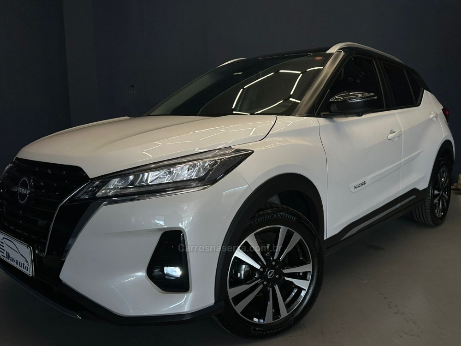 NISSAN - KICKS - 2024/2024 - Branca - R$ 155.000,00