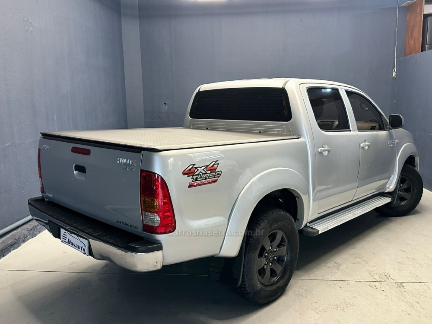 TOYOTA - HILUX - 2006/2006 - Prata - R$ 98.000,00