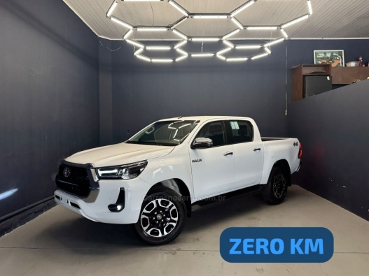 TOYOTA - HILUX - 2025/2025 - Branca - Sob Consulta