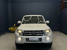 MITSUBISHI - PAJERO FULL - 2012/2013 - Branca - R$ 120.000,00