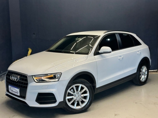 AUDI - Q3 - 2015/2016 - Branca - R$ 98.000,00