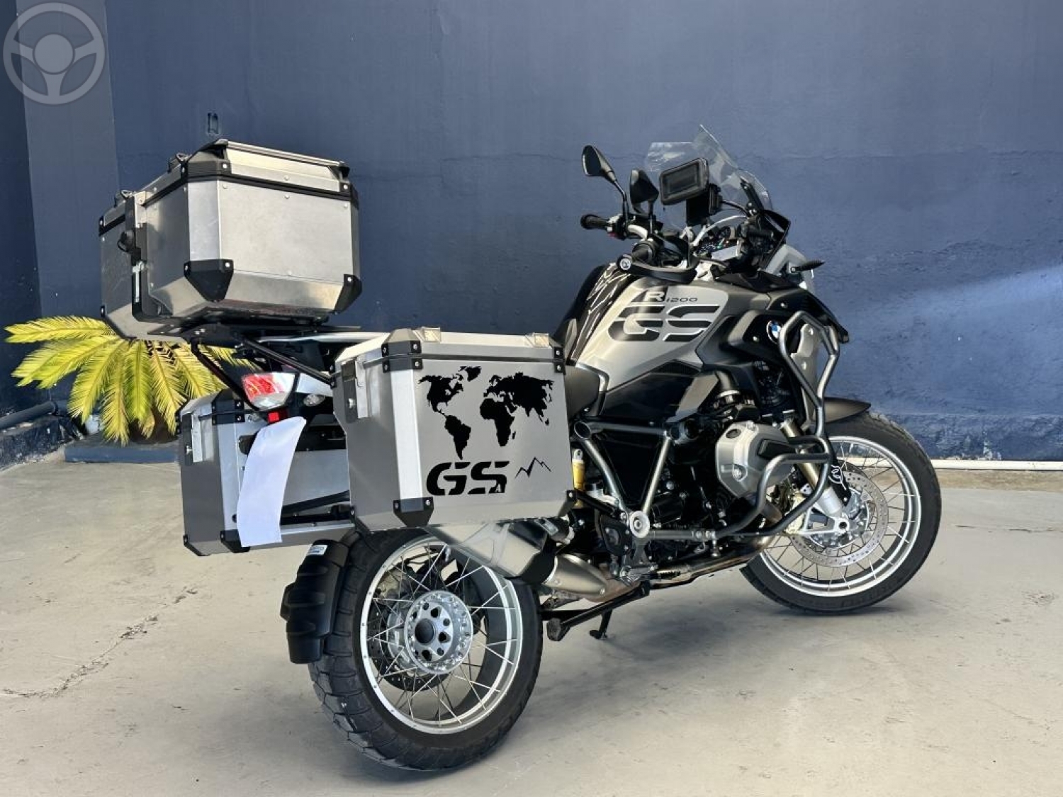 BMW - R 1200 GS - 2017/2018 - PRETA - R$ 78.000,00