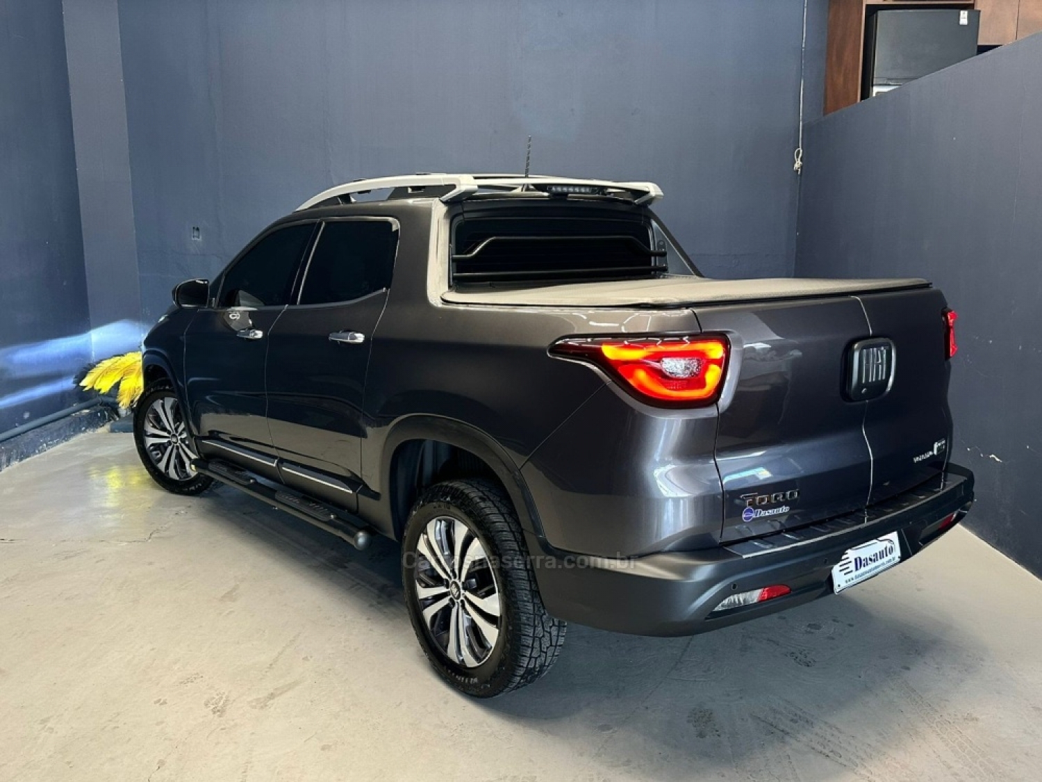 FIAT - TORO - 2021/2022 - Cinza - R$ 125.800,00