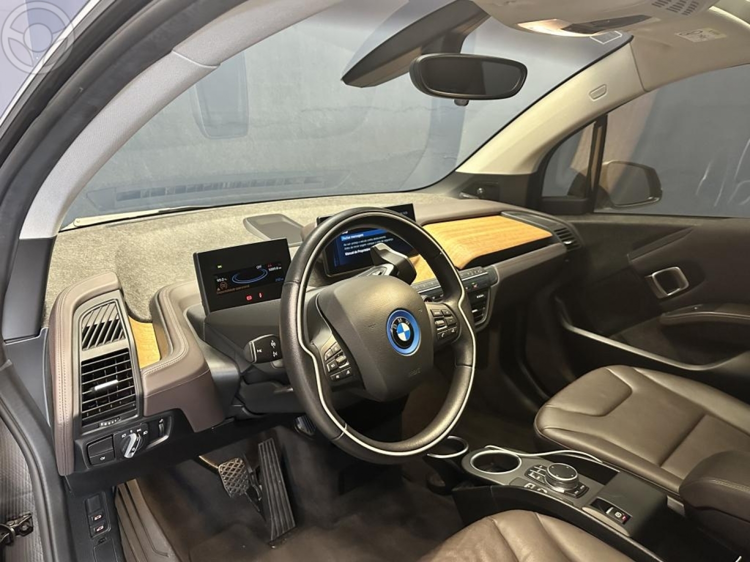 BMW - I3 BEV FULL ELÉTRICO 4P AUTOMÁTICO - 2021/2021 - BRANCA - R$ 240.000,00