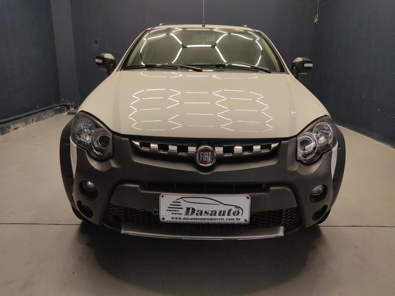 FIAT - PALIO - 2012/2013 - Branca - R$ 39.000,00