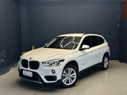 BMW - X1 - 2017/2018 - Branca - R$ 137.000,00