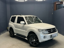 MITSUBISHI - PAJERO FULL - 2012/2013 - Branca - R$ 120.000,00