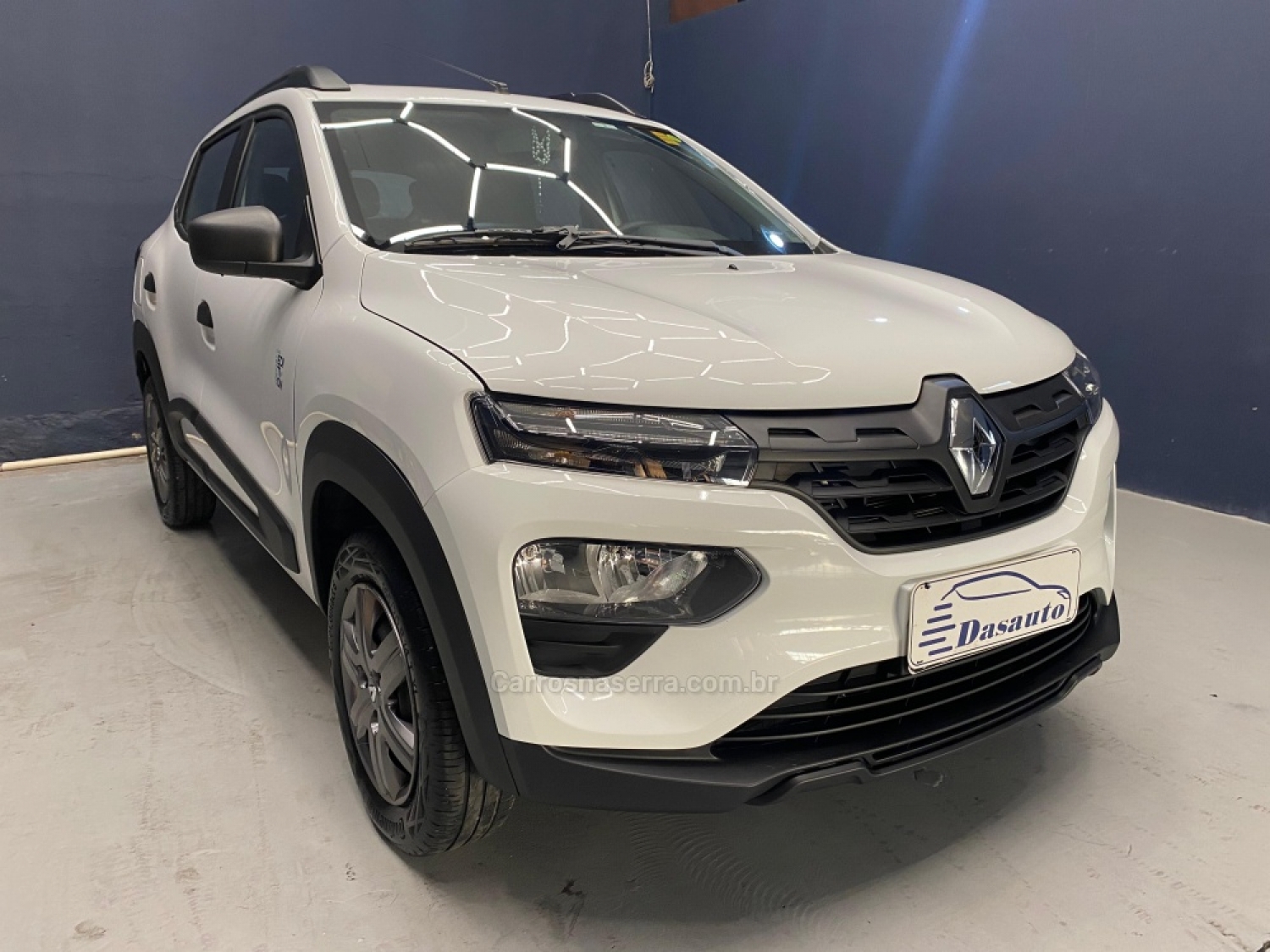 RENAULT - KWID - 2023/2024 - Branca - R$ 58.000,00