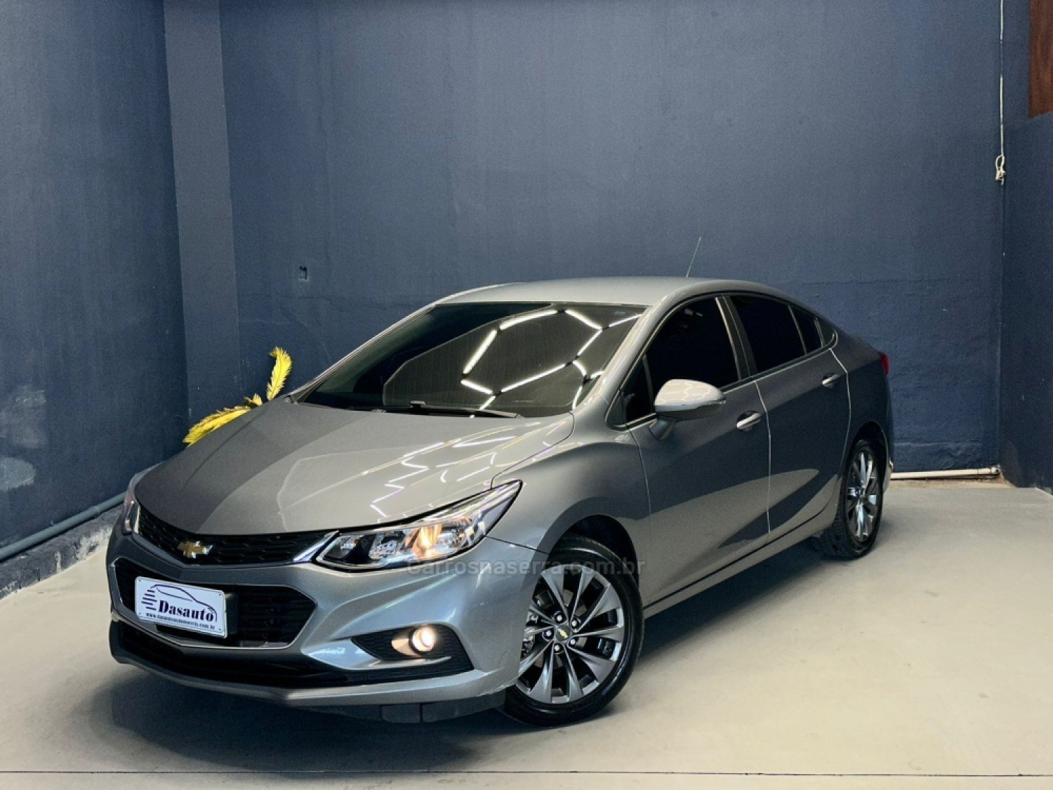 CHEVROLET - CRUZE - 2017/2018 - Cinza - R$ 84.800,00