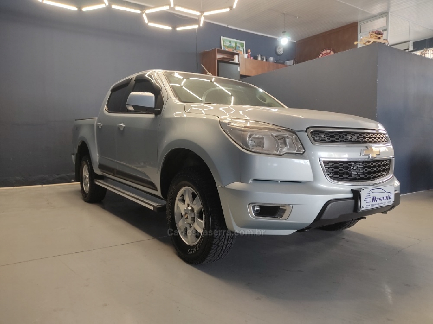 CHEVROLET - S10 - 2013/2013 - Prata - R$ 118.000,00