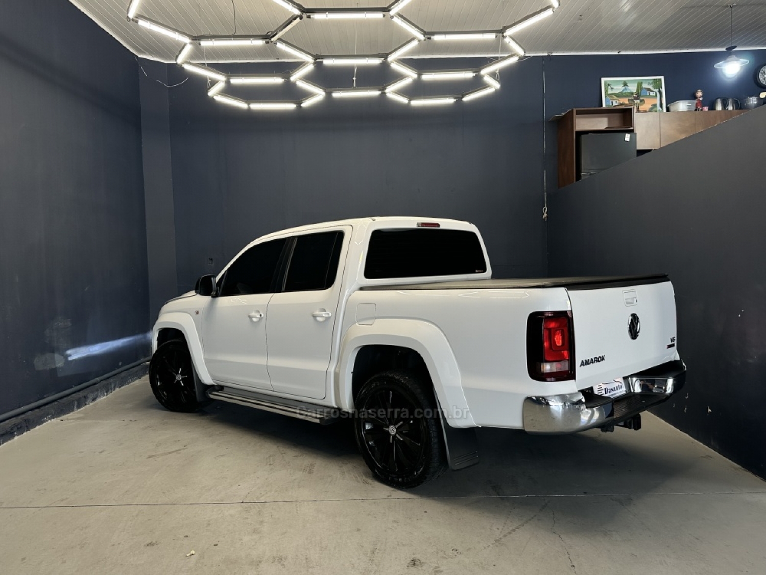 VOLKSWAGEN - AMAROK - 2019/2019 - Branca - R$ 158.000,00