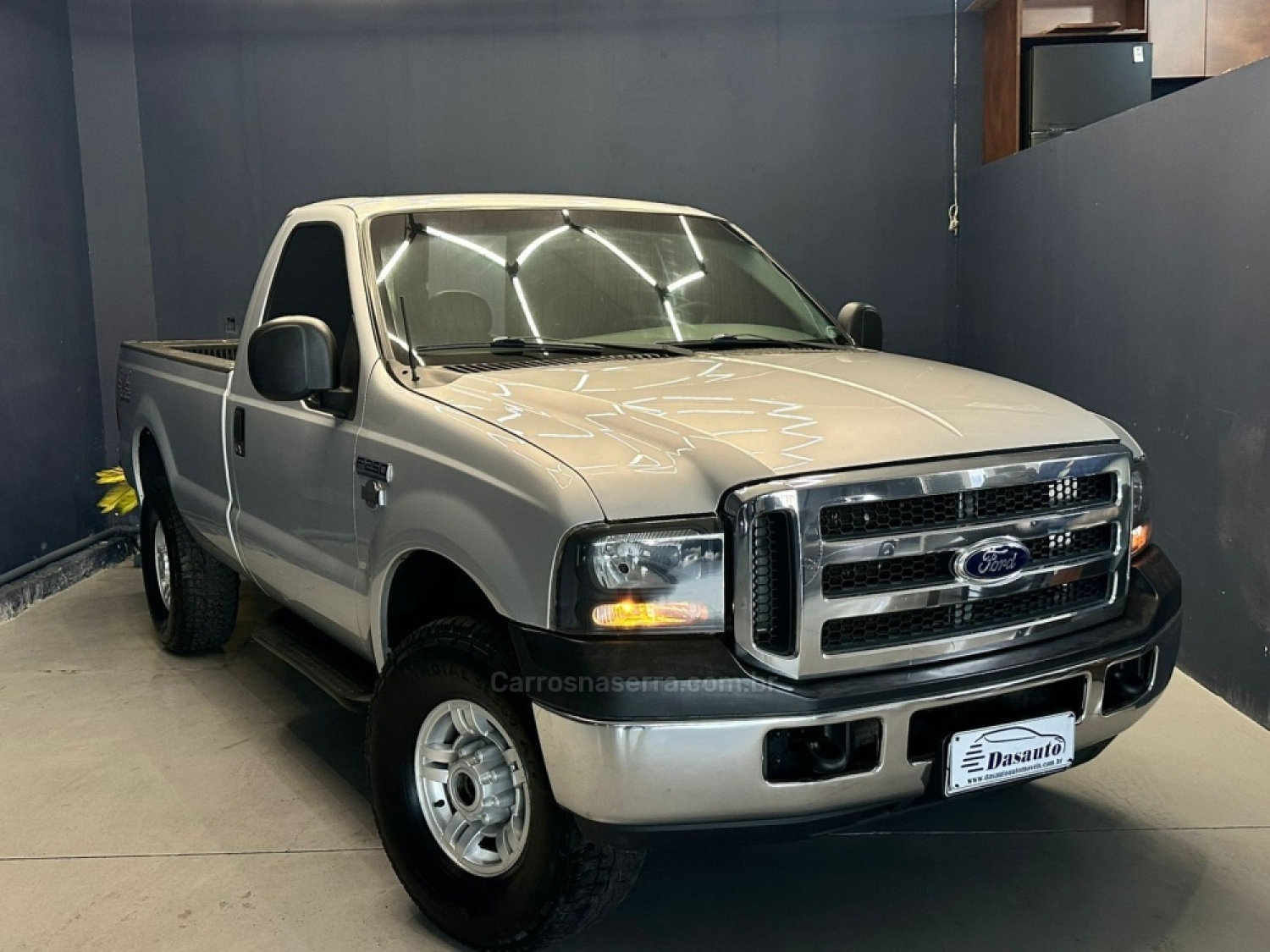 FORD - F-250 - 2006/2007 - Prata - R$ 158.000,00