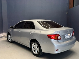 TOYOTA - COROLLA - 2011/2011 - Prata - R$ 58.000,00