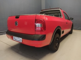 VOLKSWAGEN - SAVEIRO - 2014/2015 - Vermelha - R$ 48.000,00