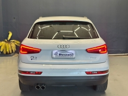 AUDI - Q3 - 2015/2016 - Branca - R$ 98.000,00