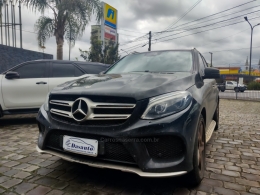 MERCEDES-BENZ - GLE 350D - 2017/2018 - Preta - Sob Consulta